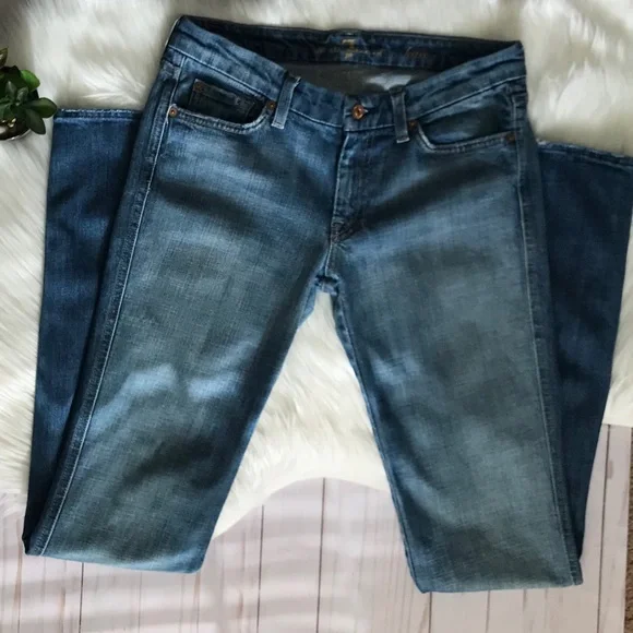 7 FOR ALL MANKIND- Kate Straight Leg Jeans - Picture 2 of 12